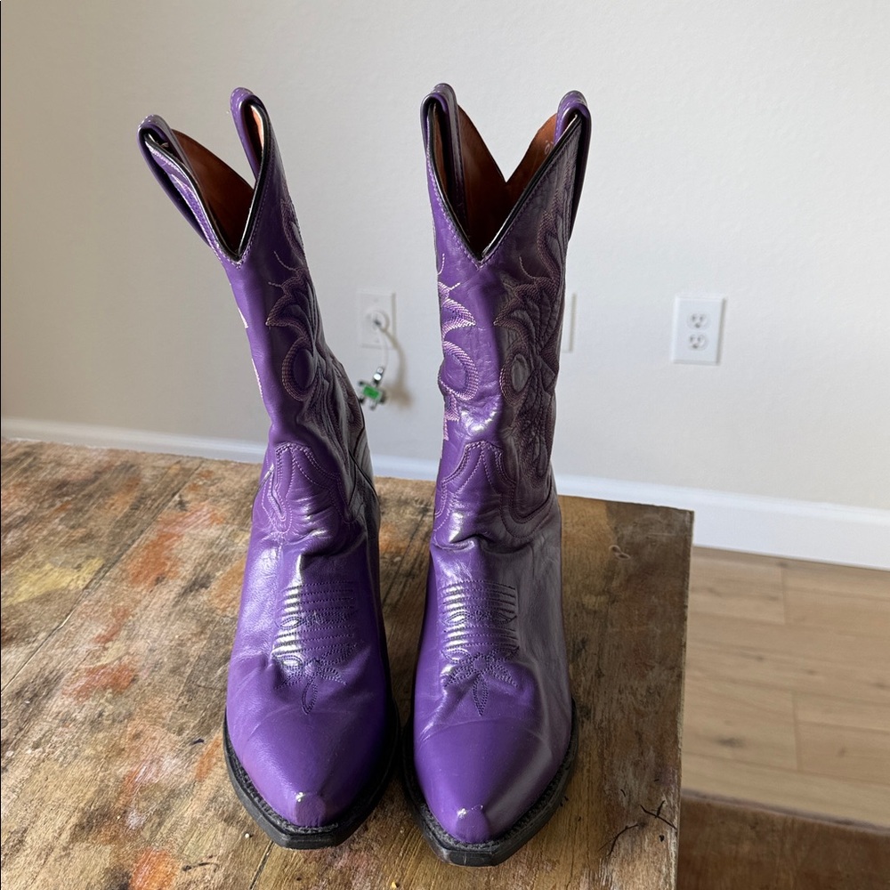 Dan post Purple leather Western Cowboy Boots *no insoles*